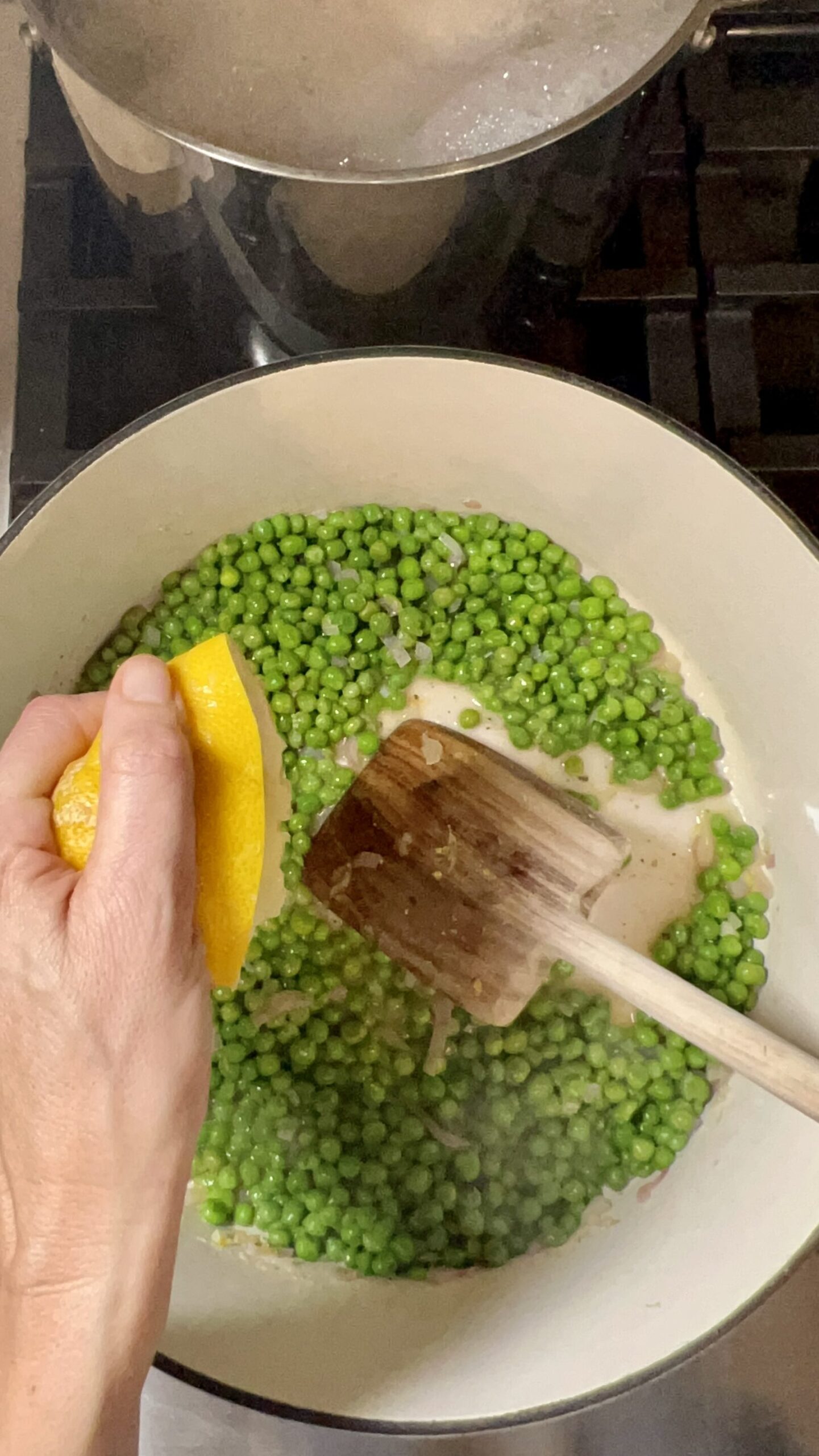 https://www.alecooks.com/wp-content/uploads/2022/05/peas-and-pasta-1-edited-scaled.jpg